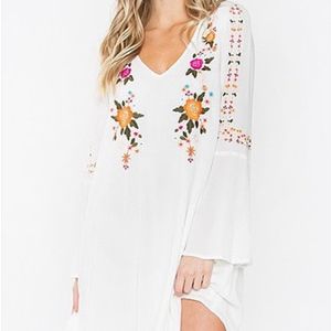NEW Sugarlips Bell Sleeve Dress